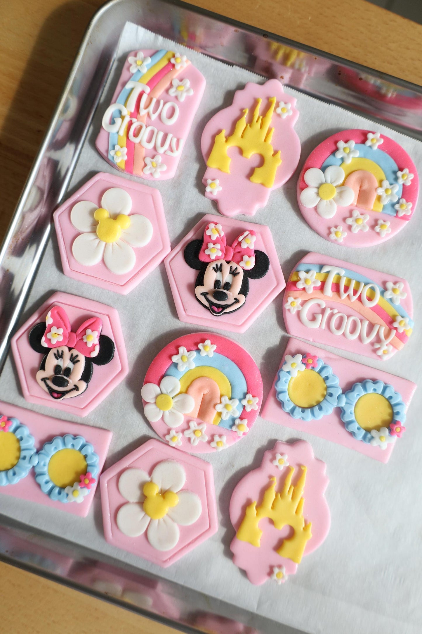 Retro Minnie Mouse Toppers Disney