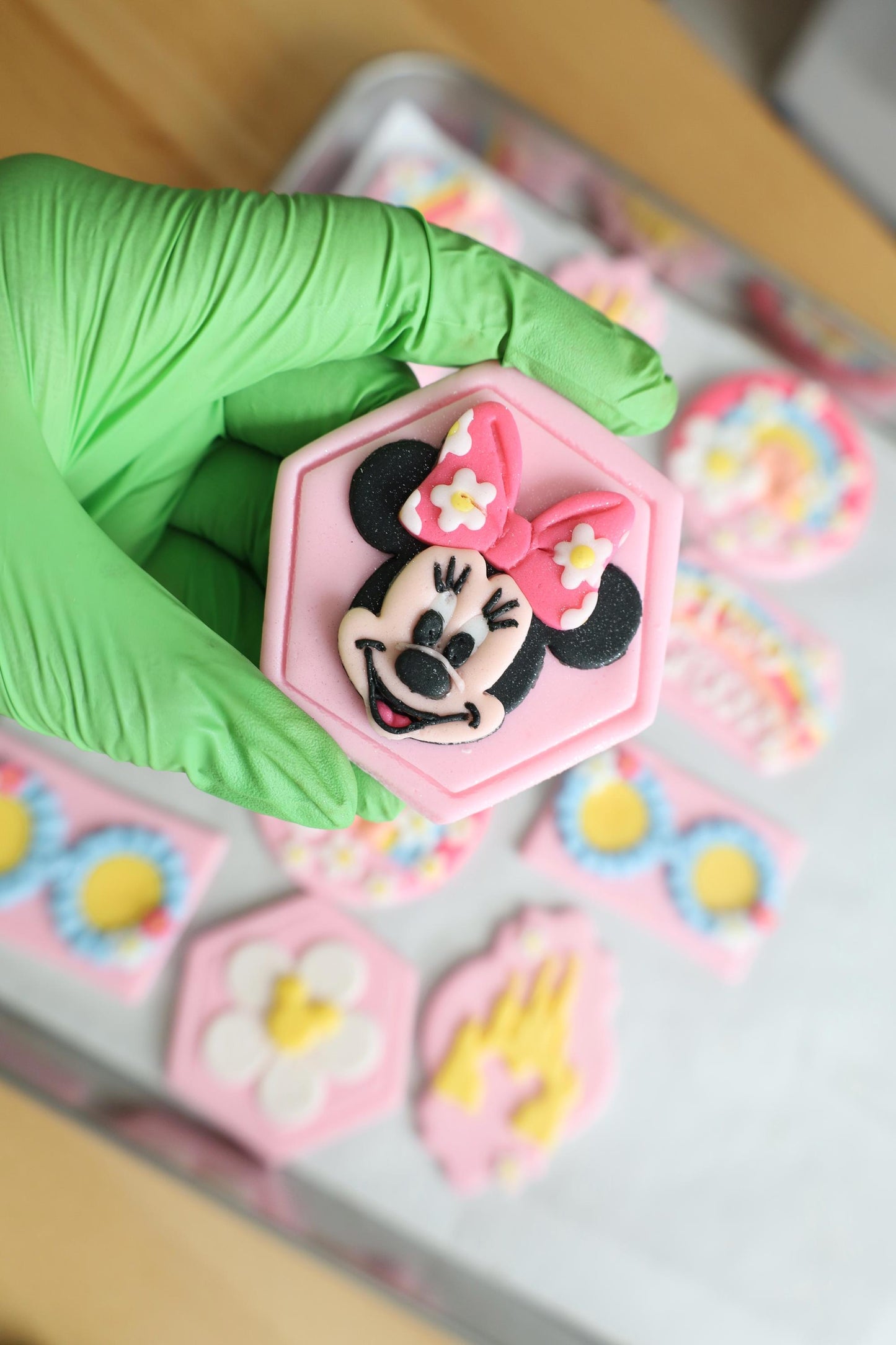 Retro Minnie Mouse Toppers Disney