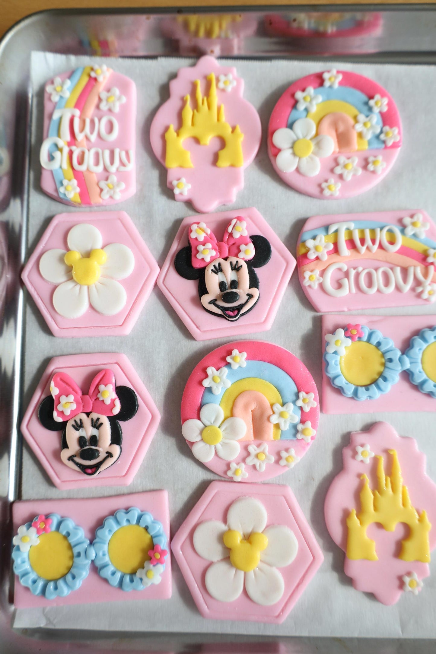 Retro Minnie Mouse Toppers Disney